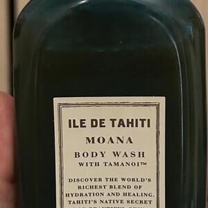 Bath & Body Works Ile De Tahiti Moana Tiare Flower Body Wash 8.5 oz Rare